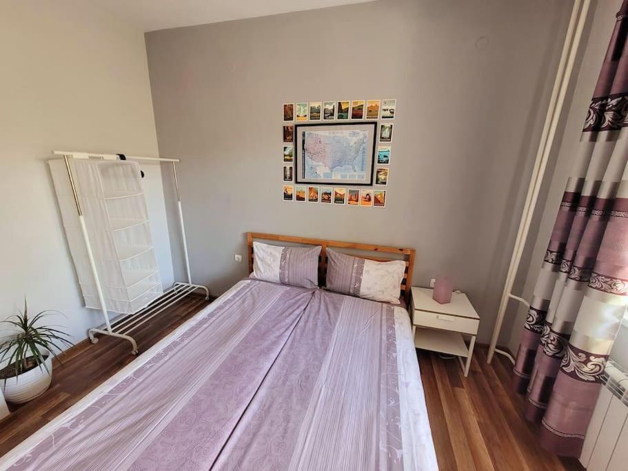 Center 2 Bdrm Apartment, 5min From Square & Garden, Free Parking Apartament Plovdiv